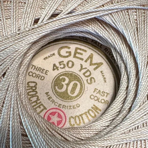 Hem Crochet Cotton Thread Size 30 in Cream - 450 yds - Picture 2 of 4